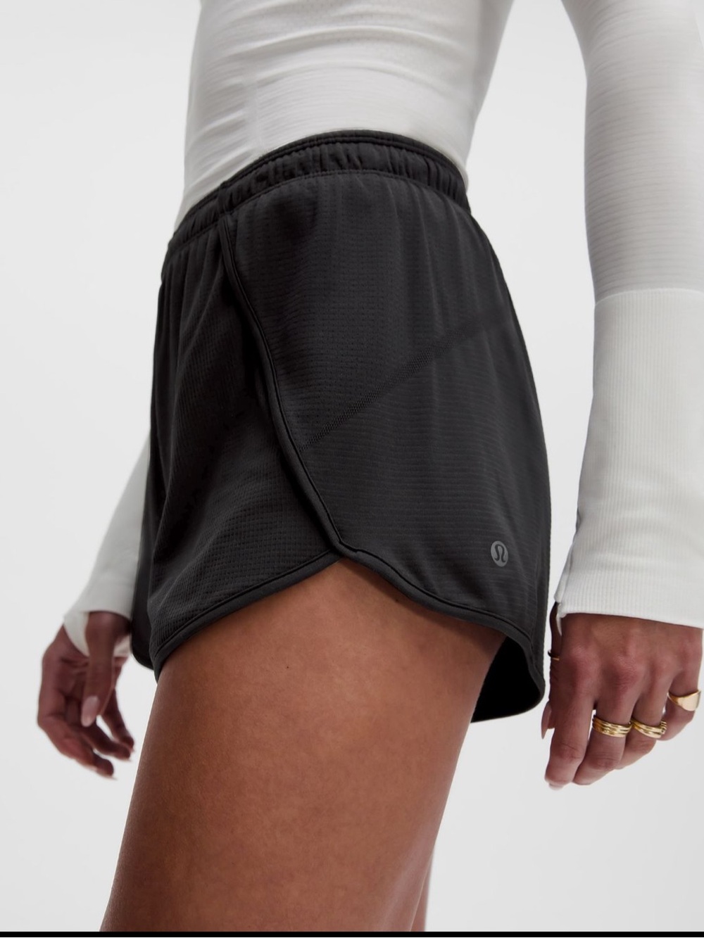 Lululemon - Swiftly Mid Rise Short 3” - Size 12 - NWT - Picture 7 of 8